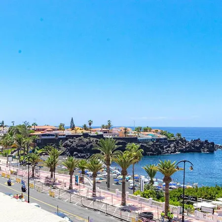 Beachfront Gem By Dream Homes Tenerife Apartmán *